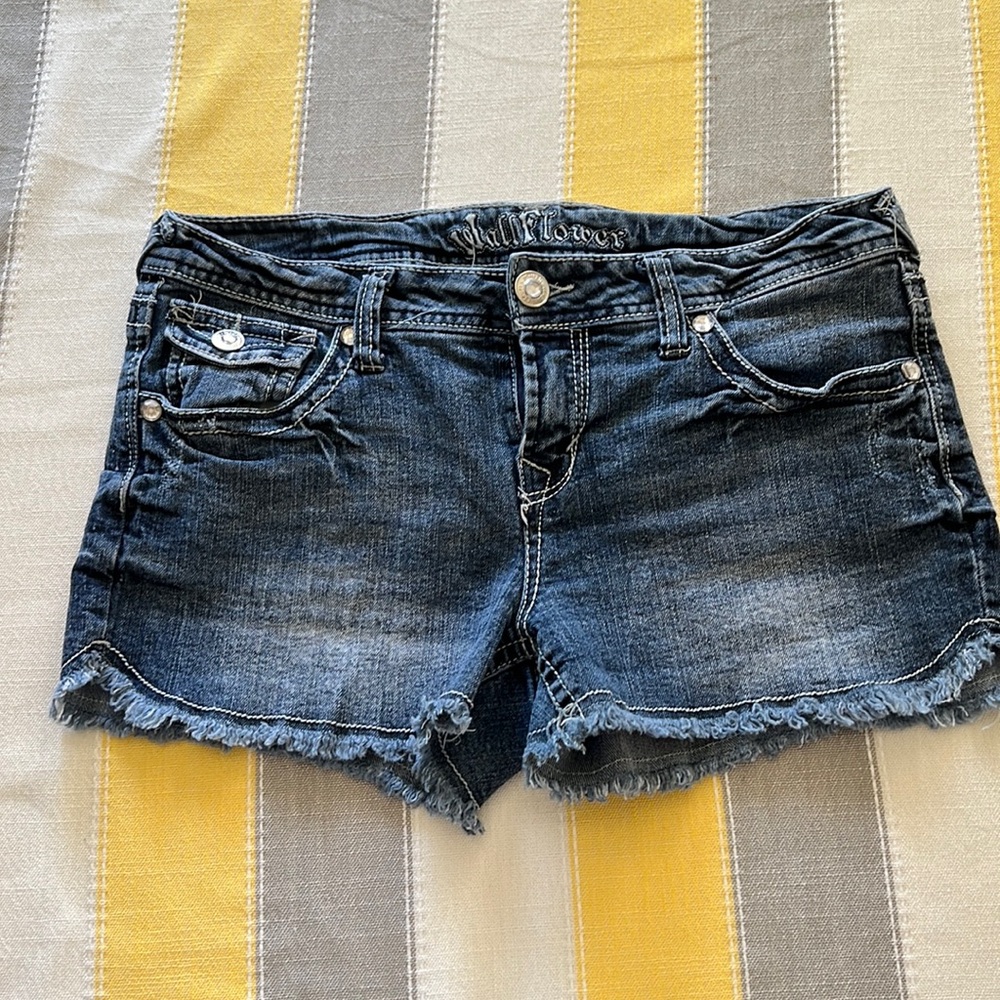 Wallflower Fourth of July festive denim shorts